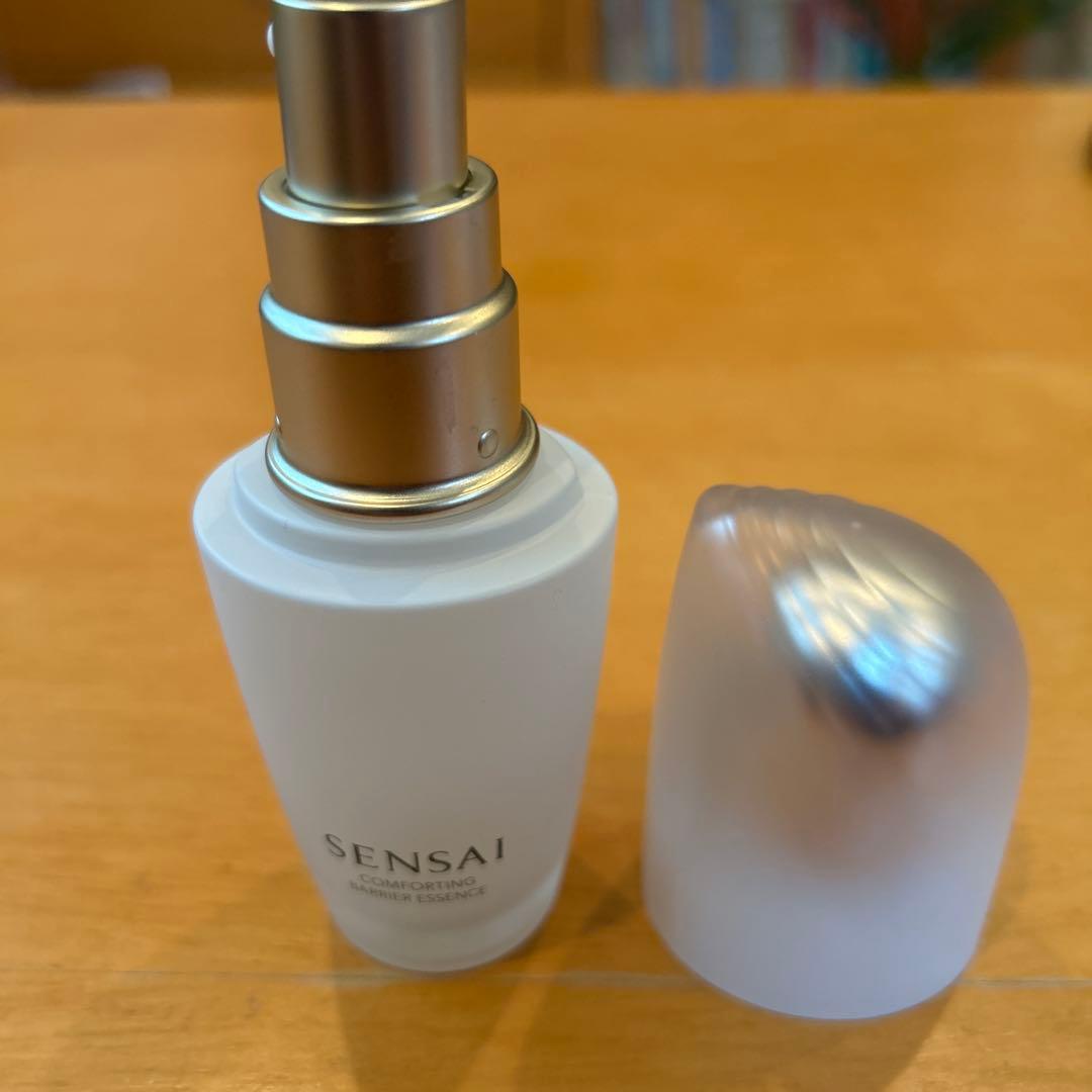SENSAI コンフォーティングバリアエッセンス