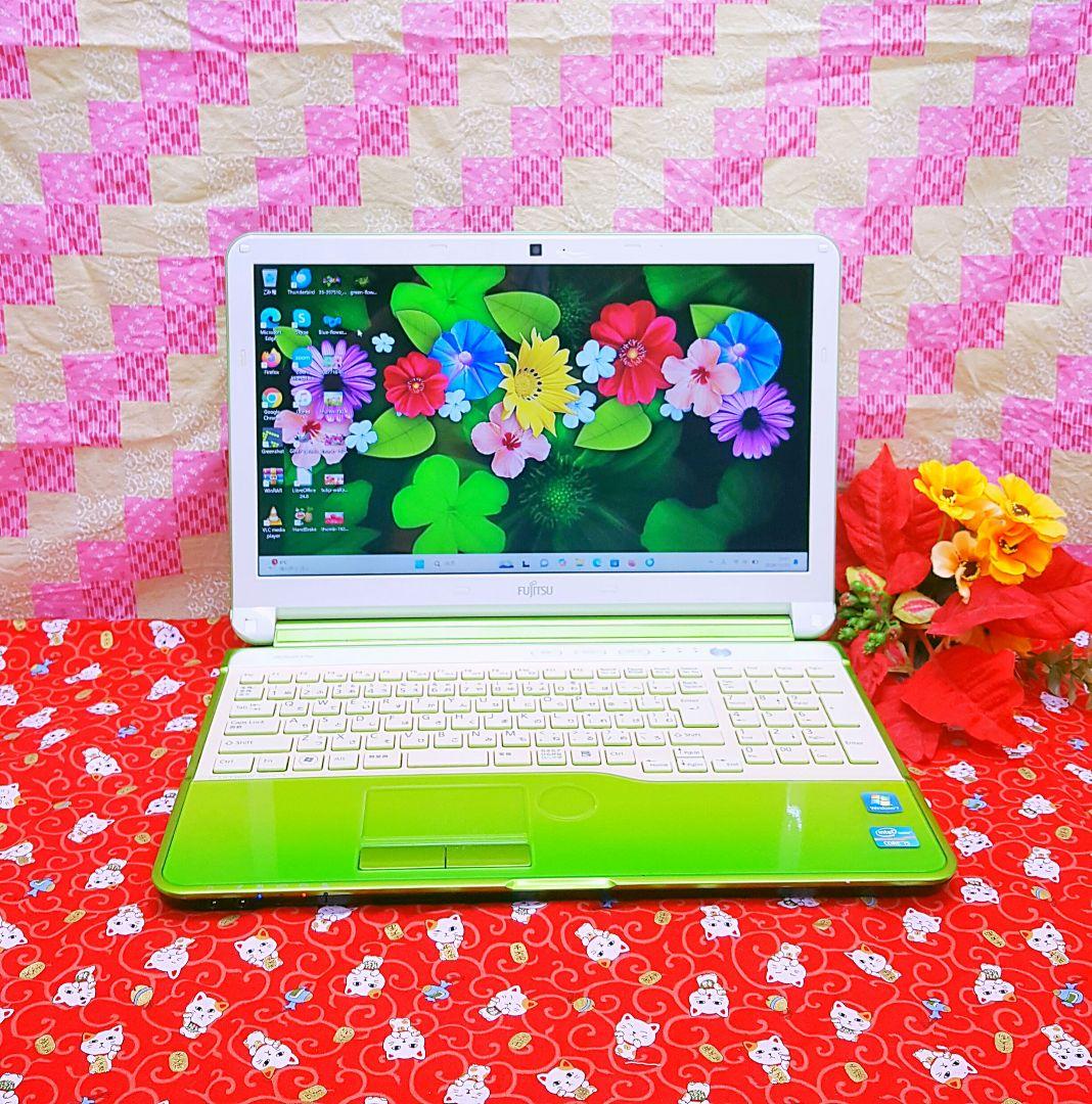 極上品！2世代i5搭載！カメラ！富士通！新型Win11搭載！動画編集 画編集