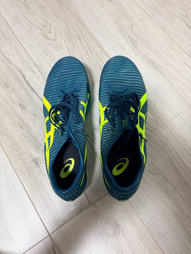 スパイク・シューズ Noah