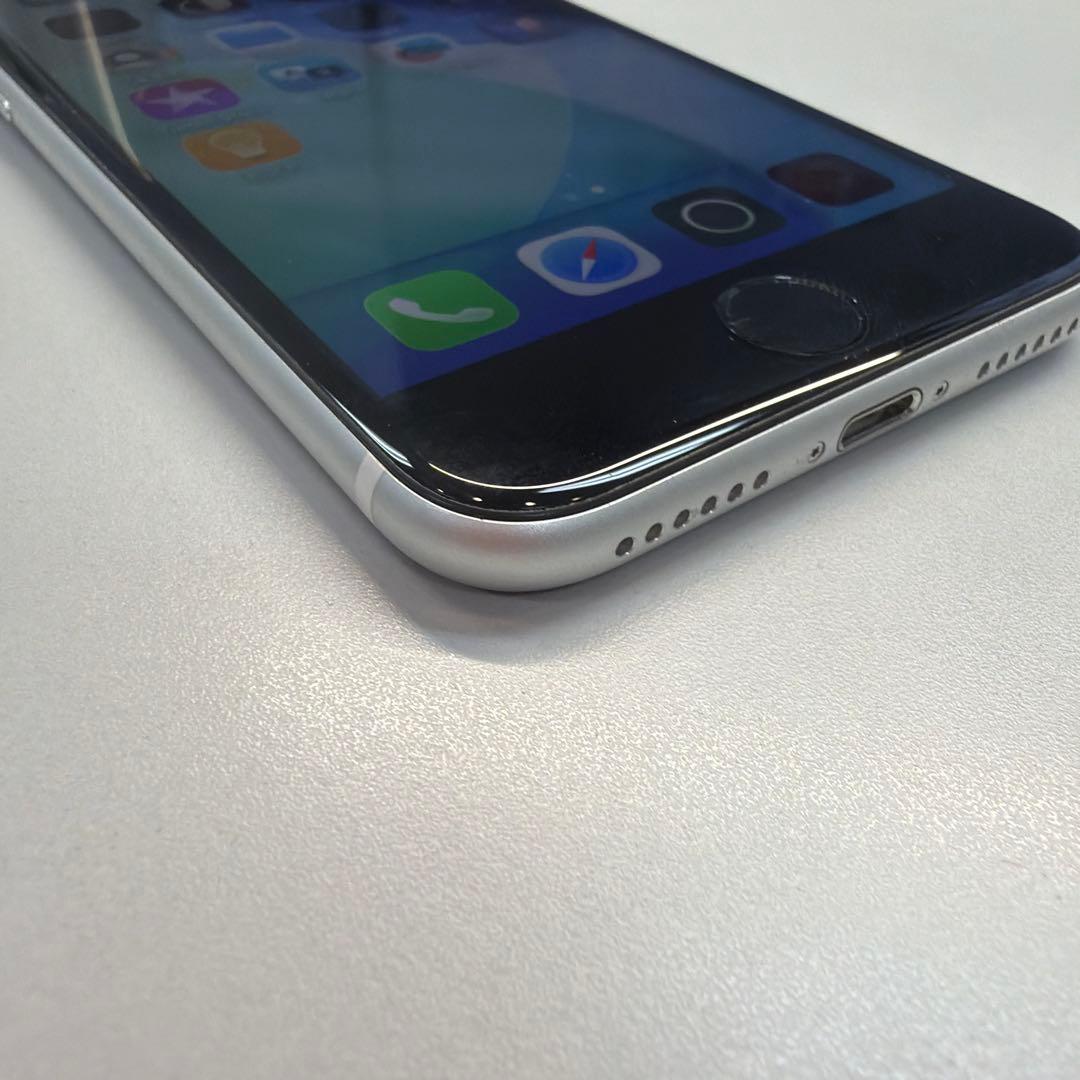 訳あり iPhone SE2 256GB ホワイト 76% 画面が進むことあり