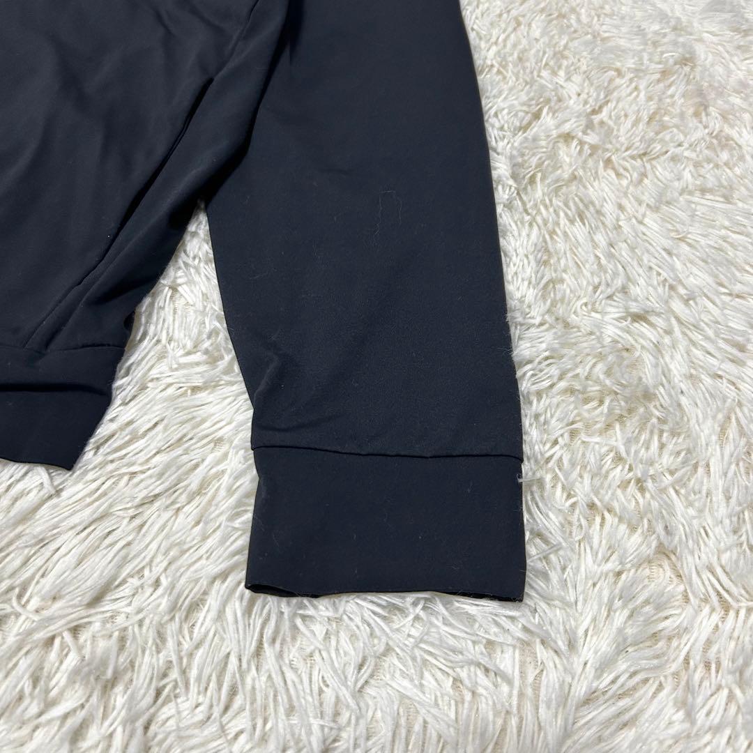 モンクレール　ブラック　ナイロンパーカー　Lサイズ