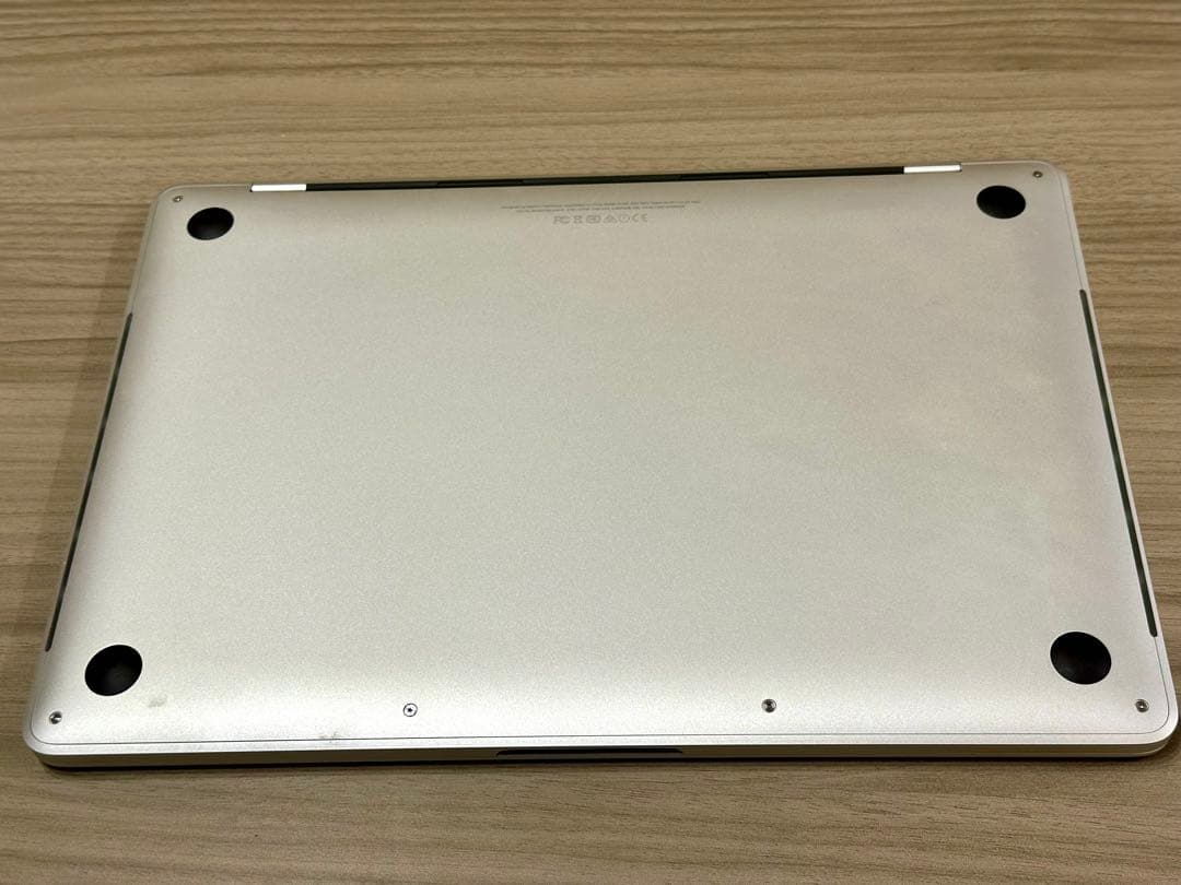 MacBook Pro 13インチ 2016 （16GB 256GB USキー）