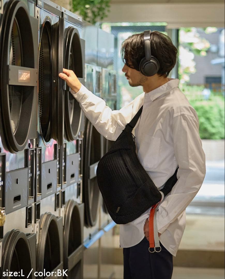 エディータ　ボディバック　Ｌ　未開封　ブラック