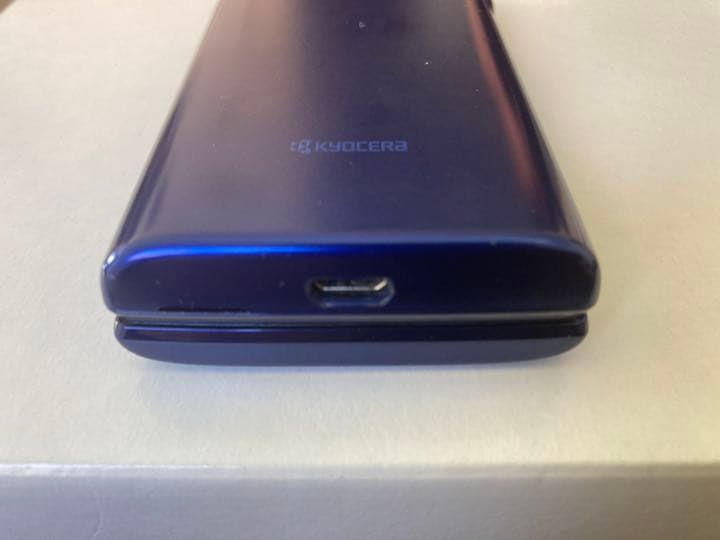 かんたんケータイ　KYF38