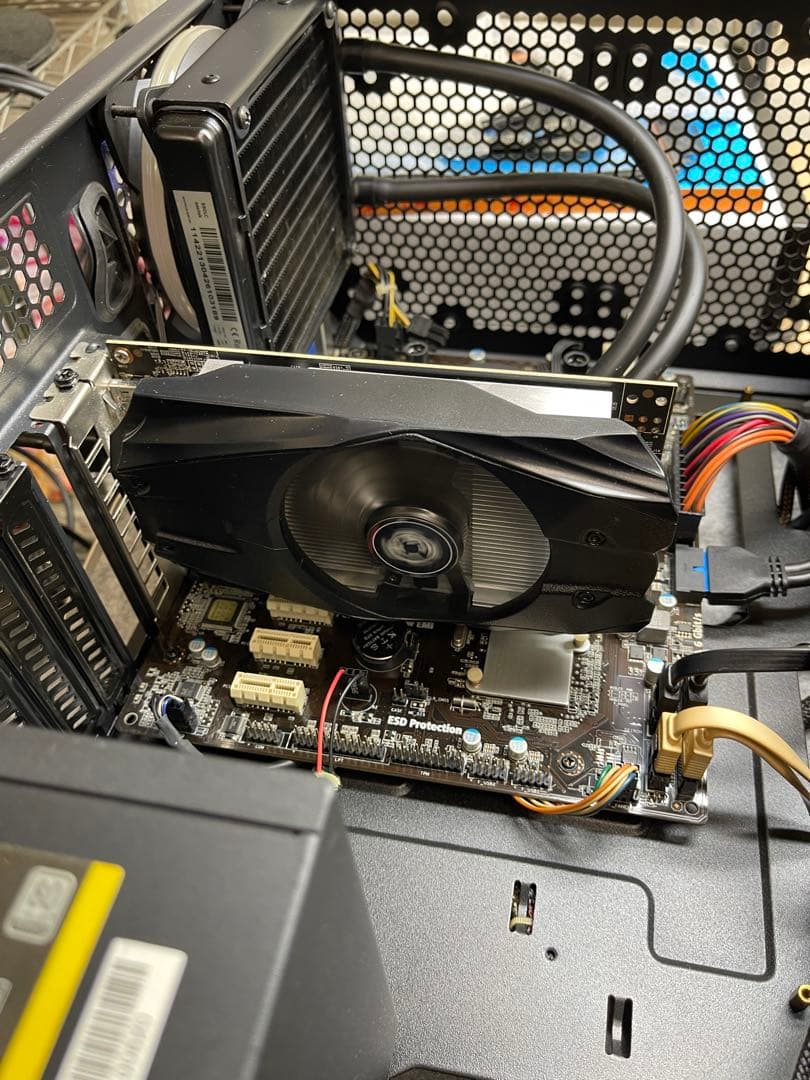 玄人志向 GTX1050Ti 4GB GDDR5 補助電源不要