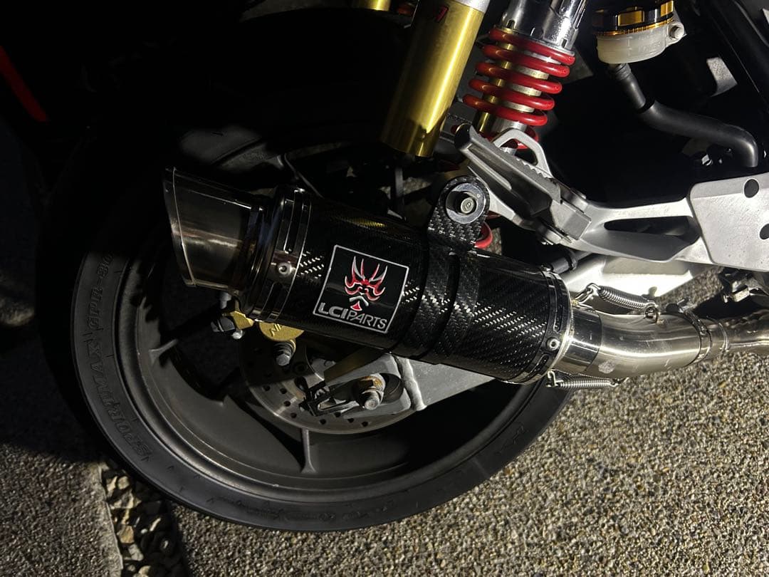 LCI PARTS カーボンファイバー マフラー