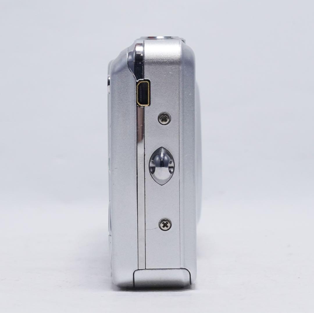 動作確認済 良品 FUJIFILM FinePix J30 シルバー コンデジ