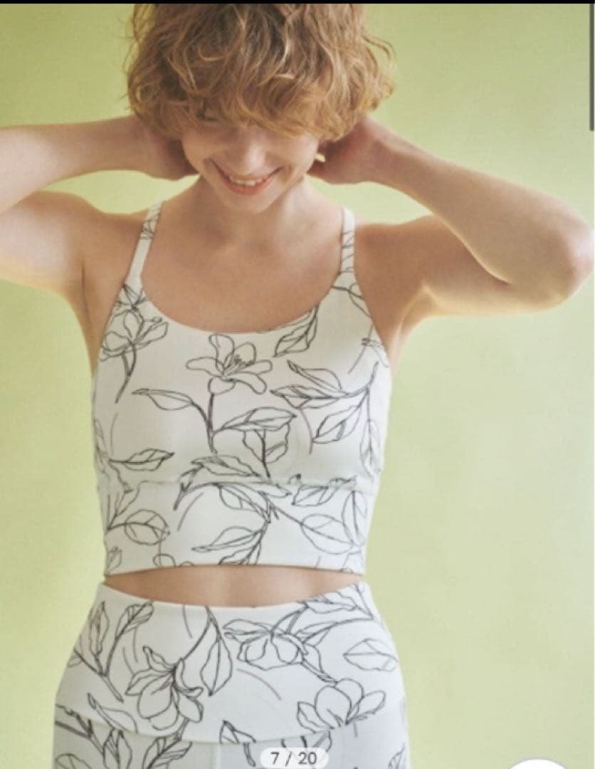 エミヨガ emmi yoga セットアップ M