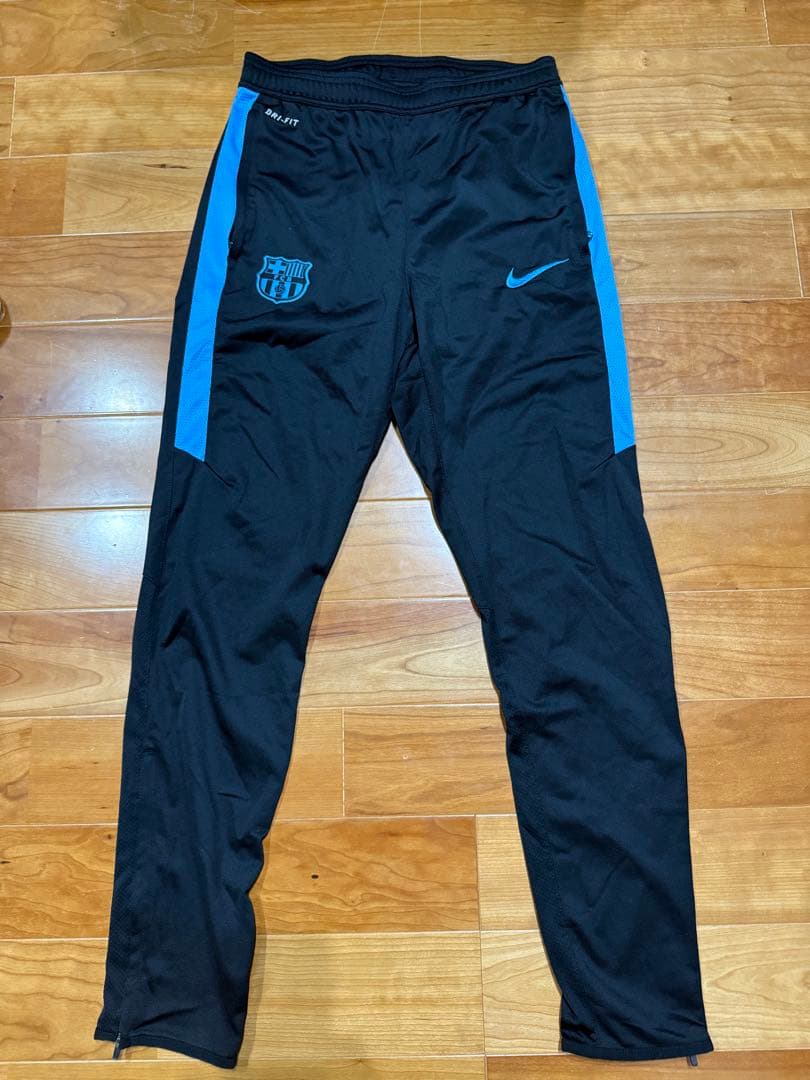 バルセロナ　ナイキNike Barcelona ジャージ上下セット　S 美品