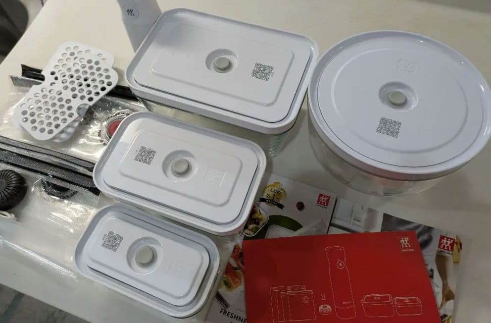 新品未使用　ツヴィリング FRESH & SAVE スターターキットほか　ガラス