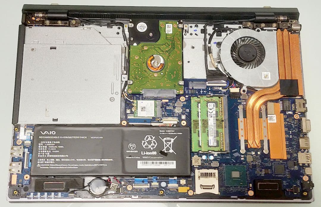 美品中古のVAIO Pro PH15.5インチ第9世代i5デスクノート