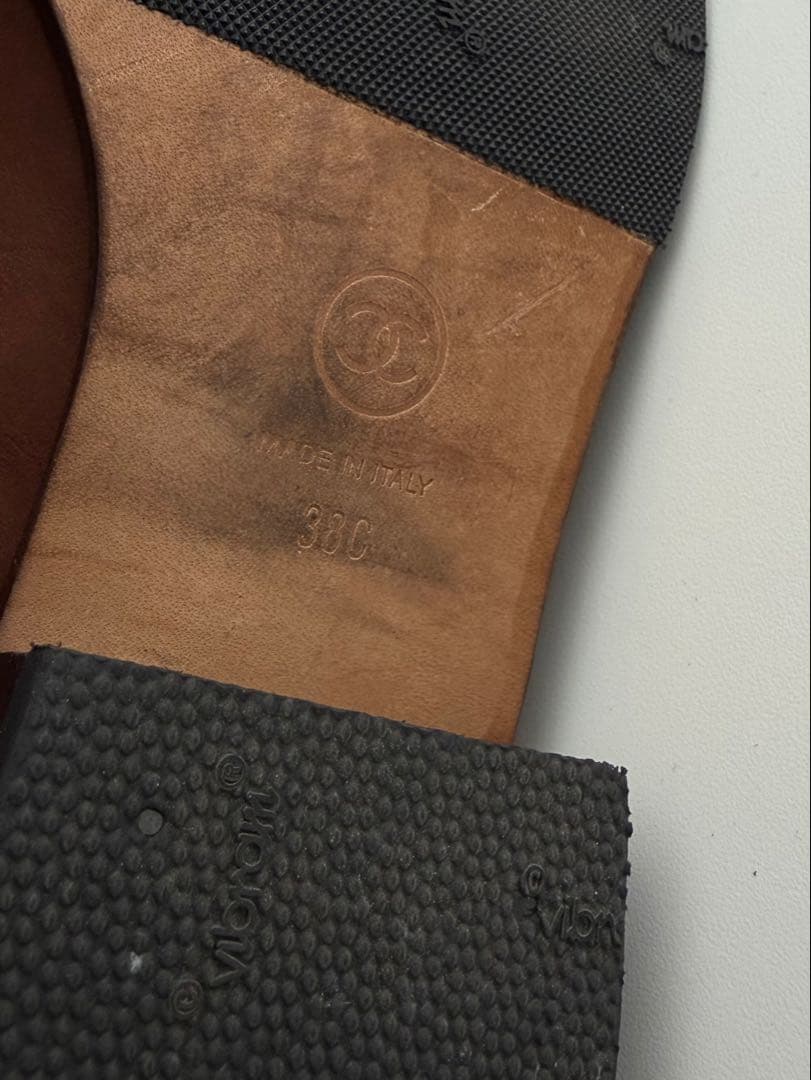 靴 CHANEL Leather Ascot CC Logo Boots 38