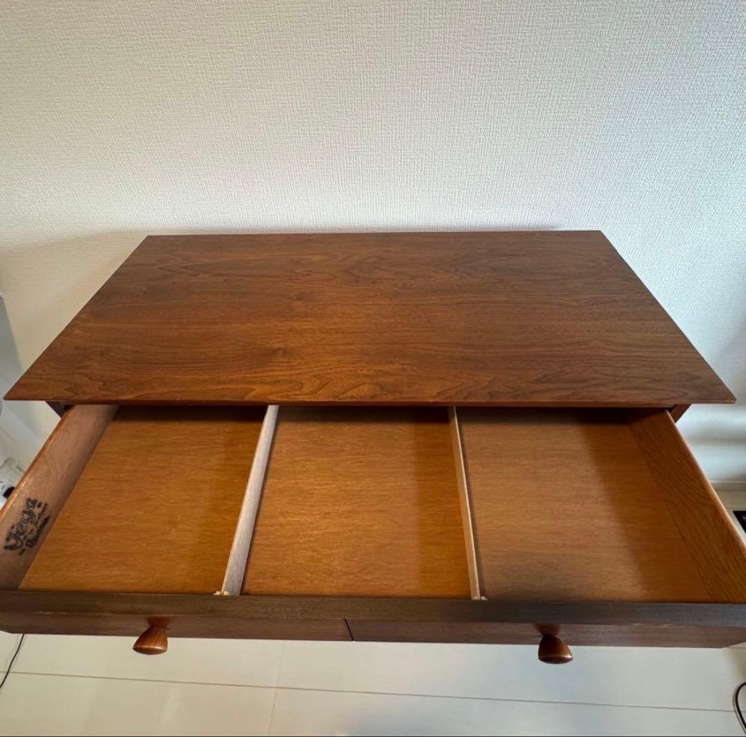 ウォルナット製ミッドセンチュリー5段チェスト　　北欧　Amal