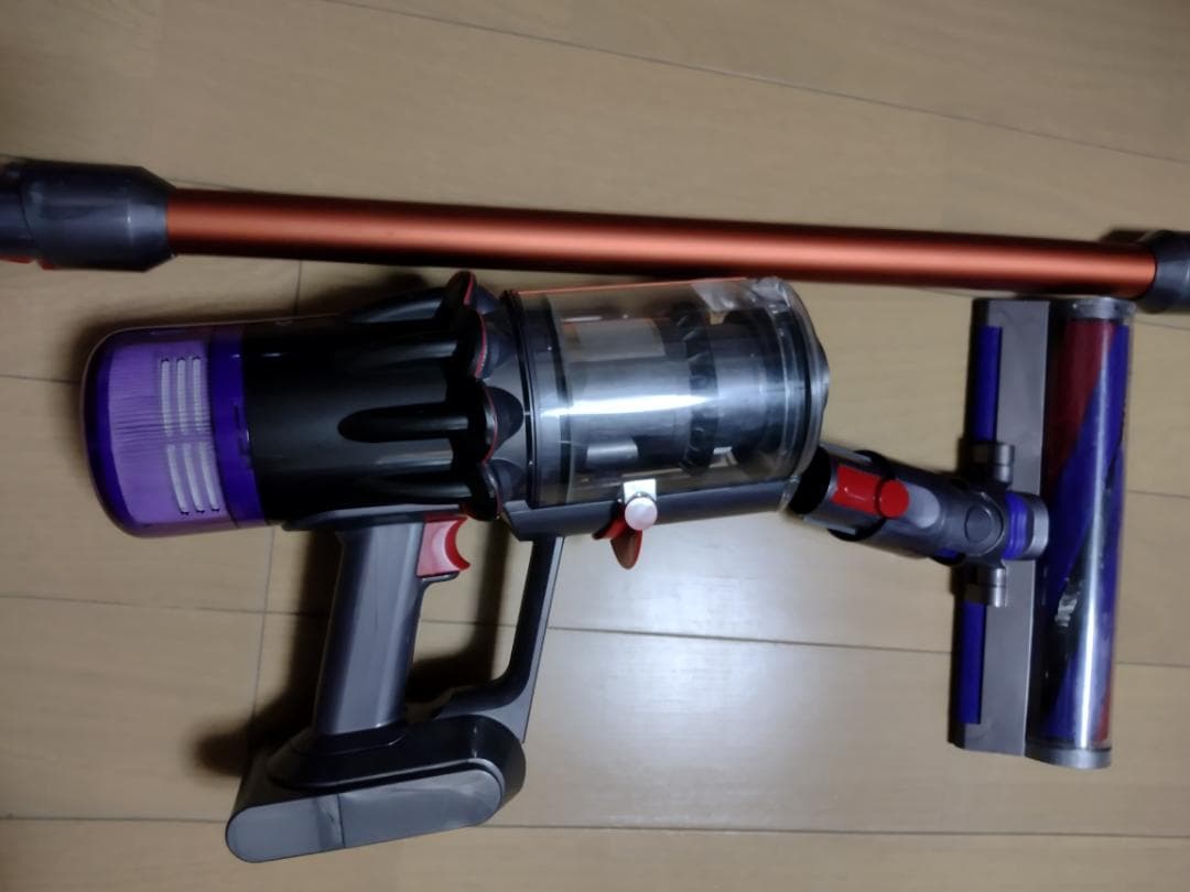 ダイソン★digital slim★SV18★バッテリー新品と同等★4