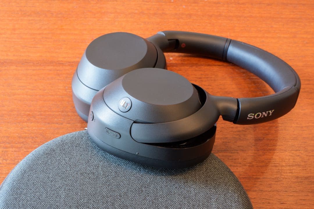 SONY ULT WEAR ワイヤレスヘッドホン ブラックWH-ULT900N