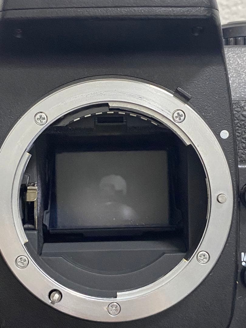 Nikon F100フィルムカメラ　グリップ付き