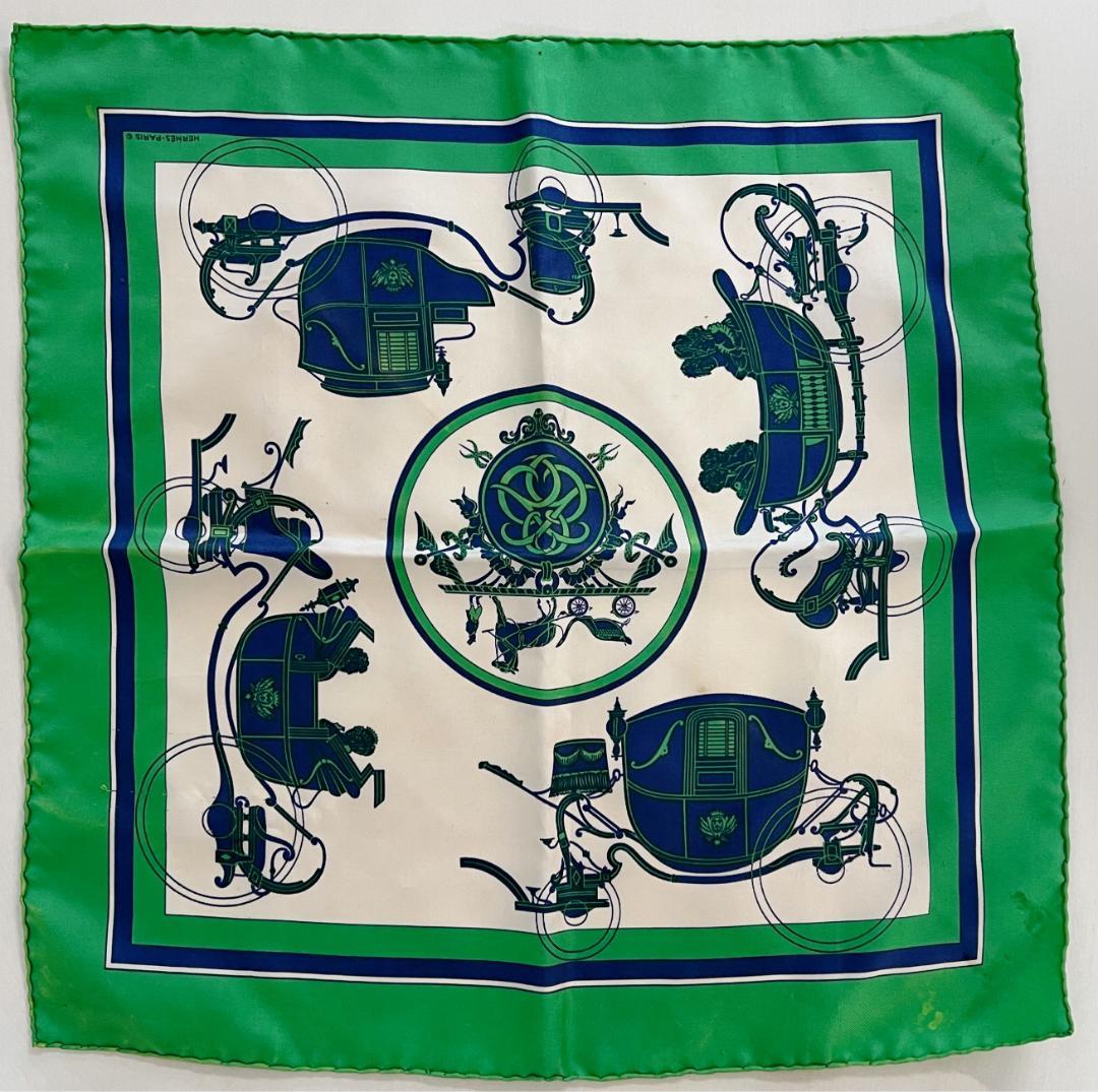 【HERMES】エルメス　プチカレ45　馬車柄　シルク100%　ブルーグリーン