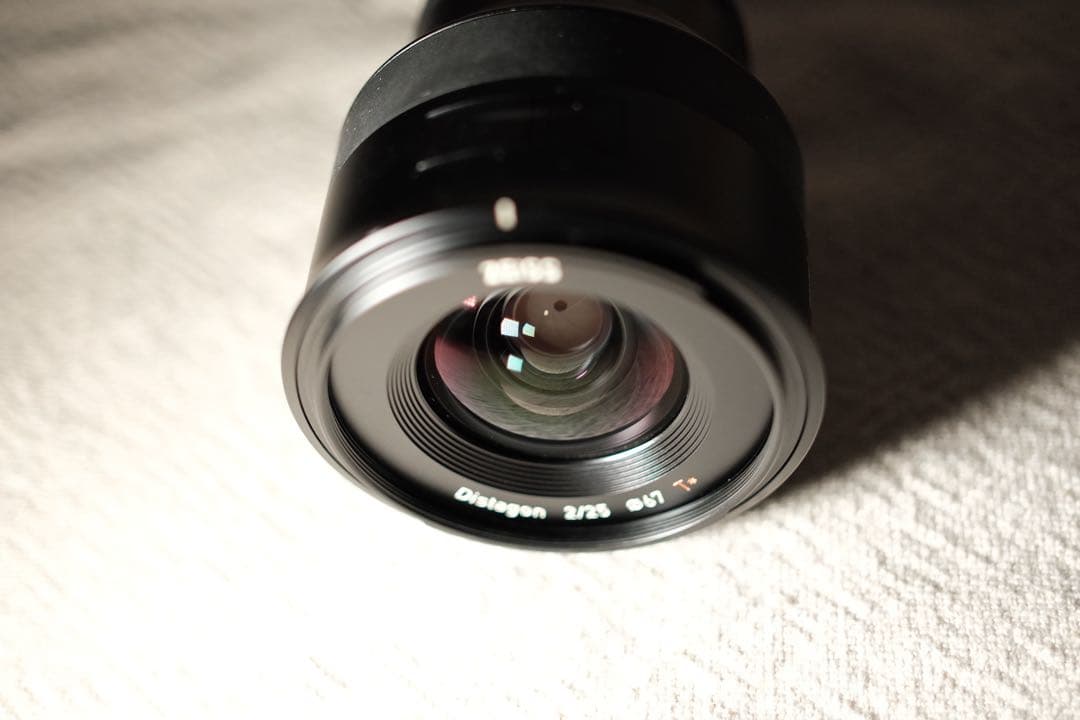 ZEISS Distagon 2/25 Sony Eマウント