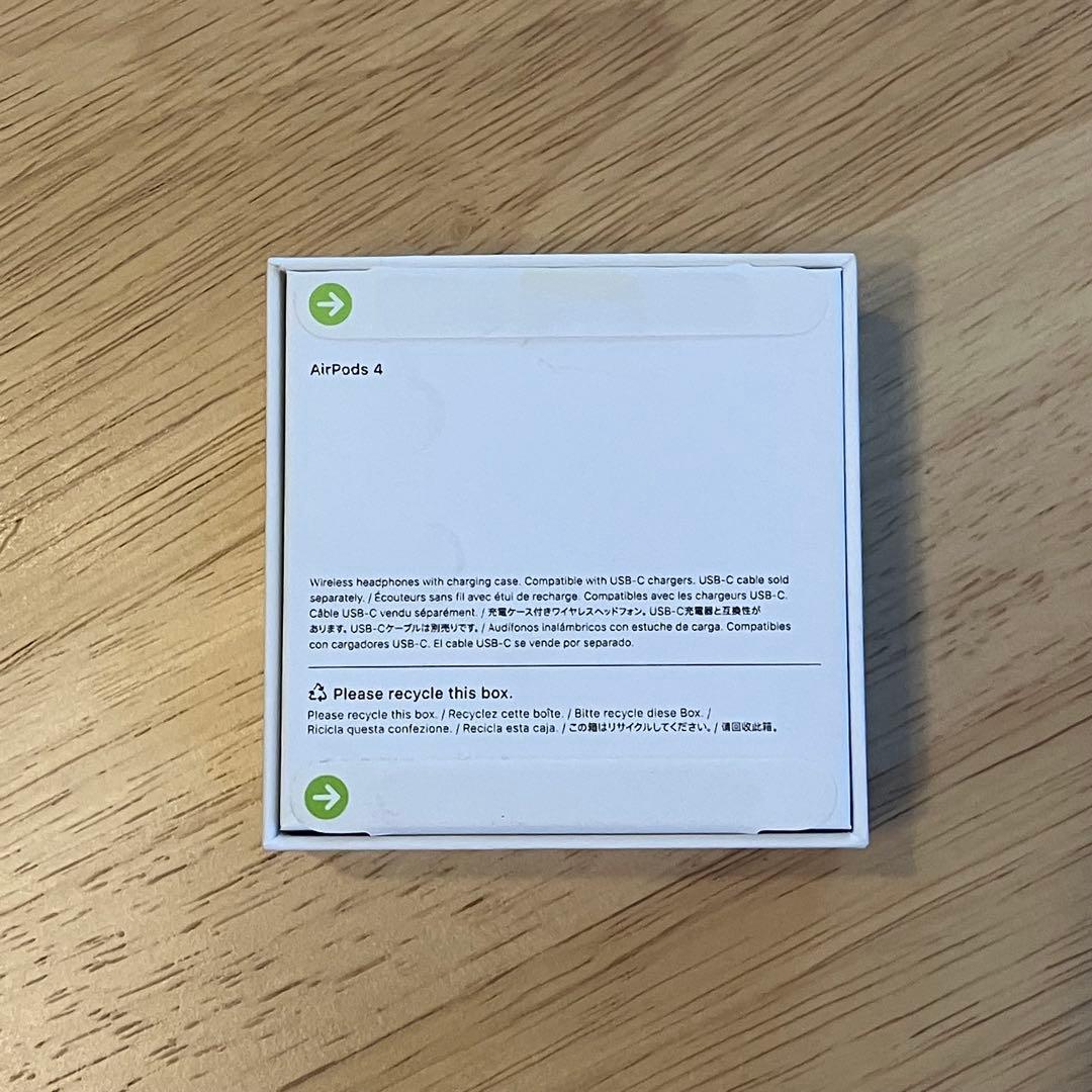 ★新品・未開封★ Apple AirPods 4
