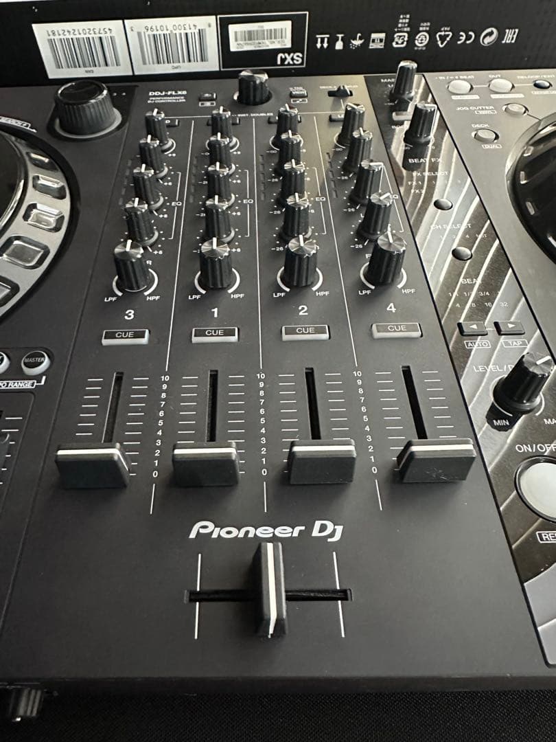 美品　pionner DDJ-FLX6 専用ケース付　化粧箱含め付属品有