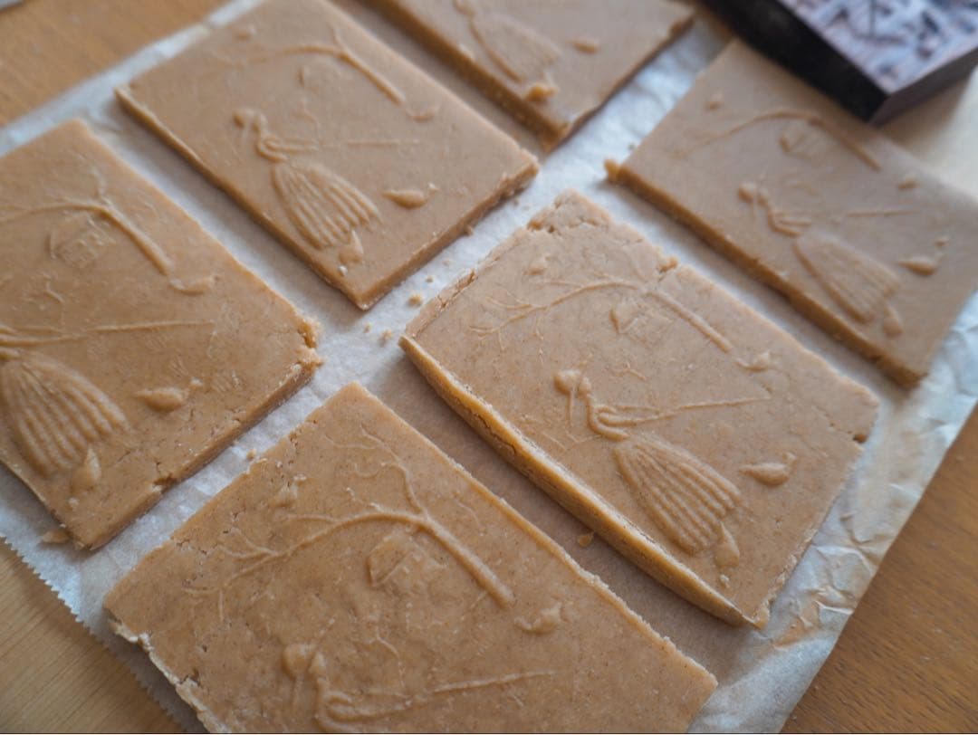 【英国作家手彫り】菓子木型 クッキー型 スペキュロス型 アンティーク調