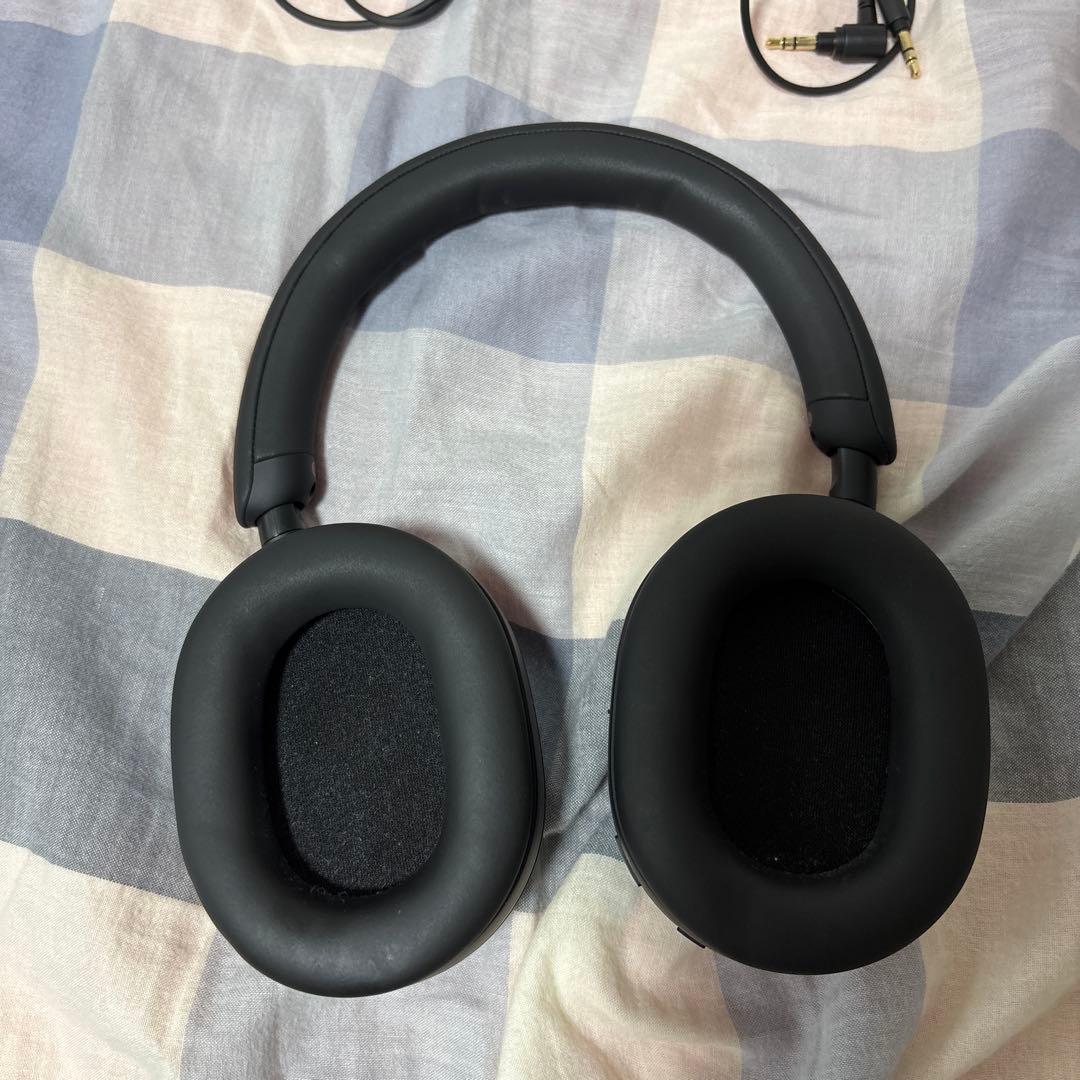 【美品】　SONY ワイヤレスヘッドホン WH-1000XM5 ブラック