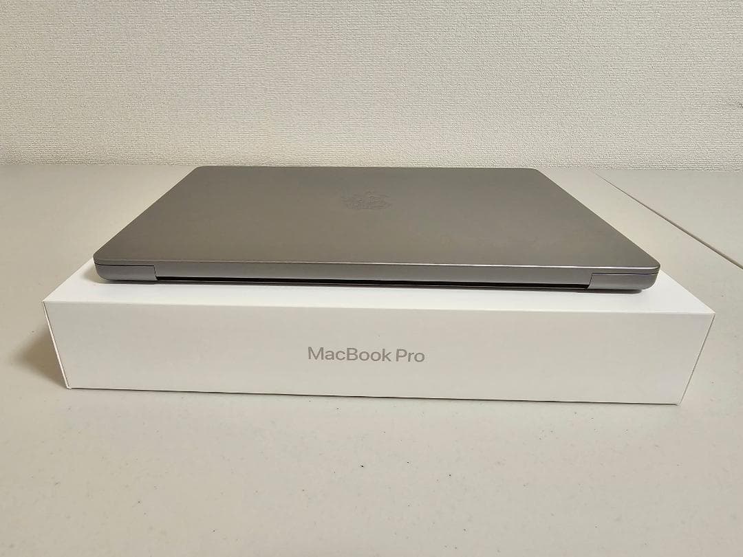 MacBook M2 Pro 14.2インチ A2779 MPHE3J/A