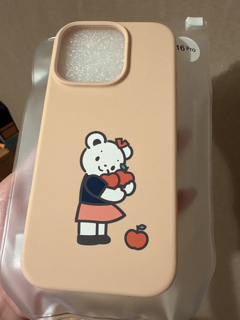 【新品・未使用】ファミリア familiar iPhone16pro ケース