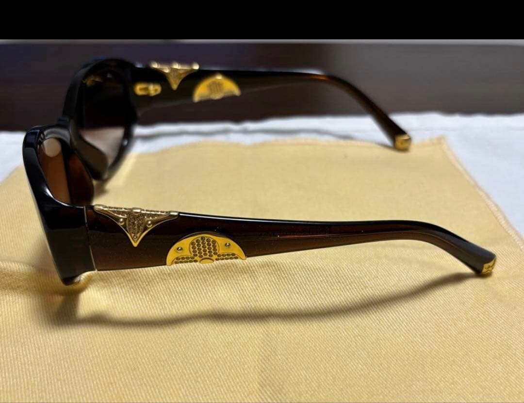 Sam様　LOUIS VUITTON ブラウン サングラス