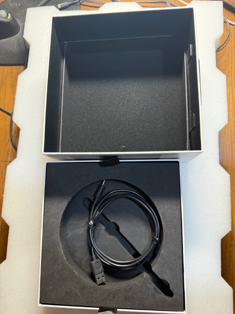 スピーカー・ウーファー B&O Beosound A1