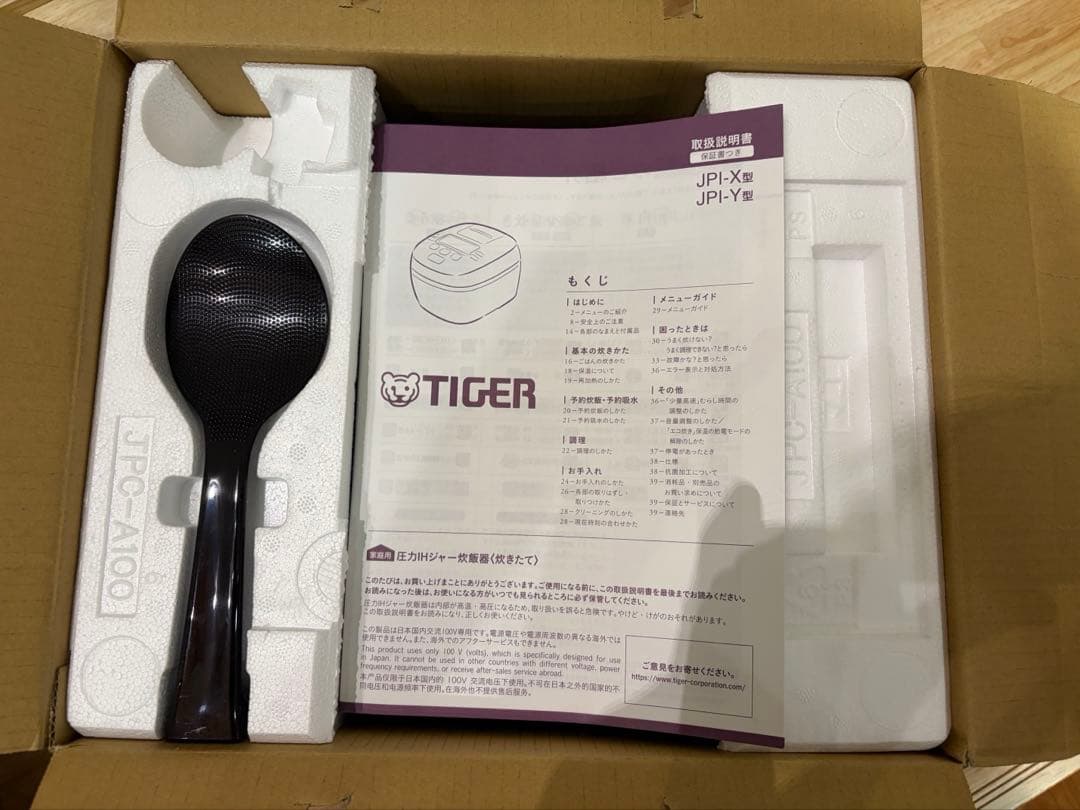 【未使用品】タイガー魔法瓶 炊きたて ご泡火炊き JPI-X100-KX