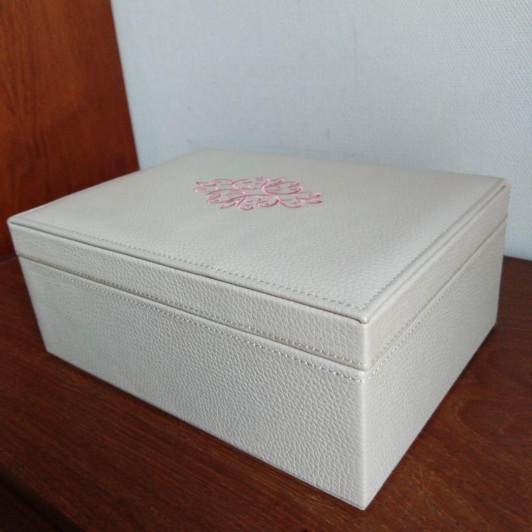 WAKO 銀座和光　ジュエリーボックス　ケース　2段　ベージュ　宝石入れ