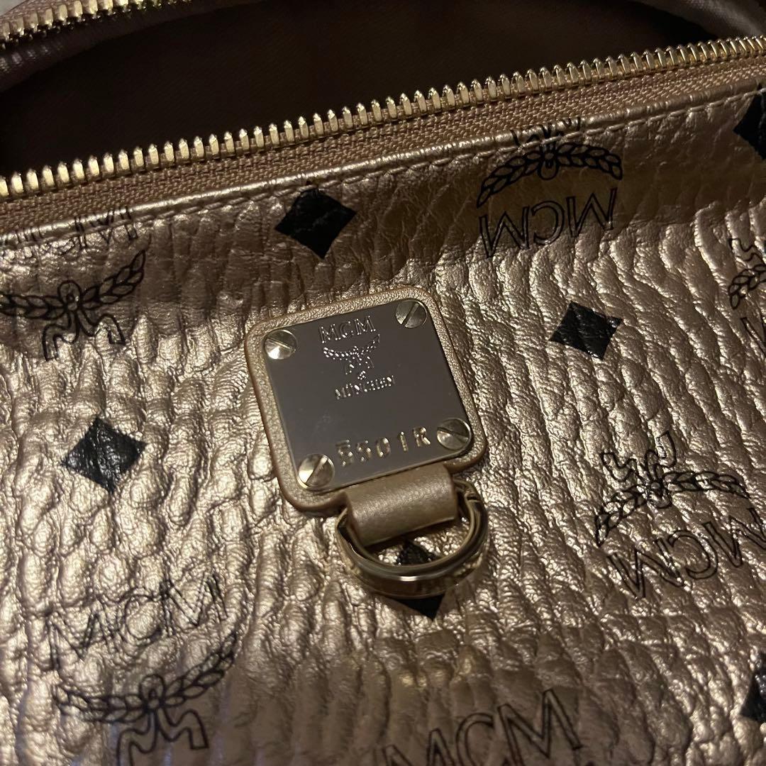 MCM ゴールド ボディバッグ