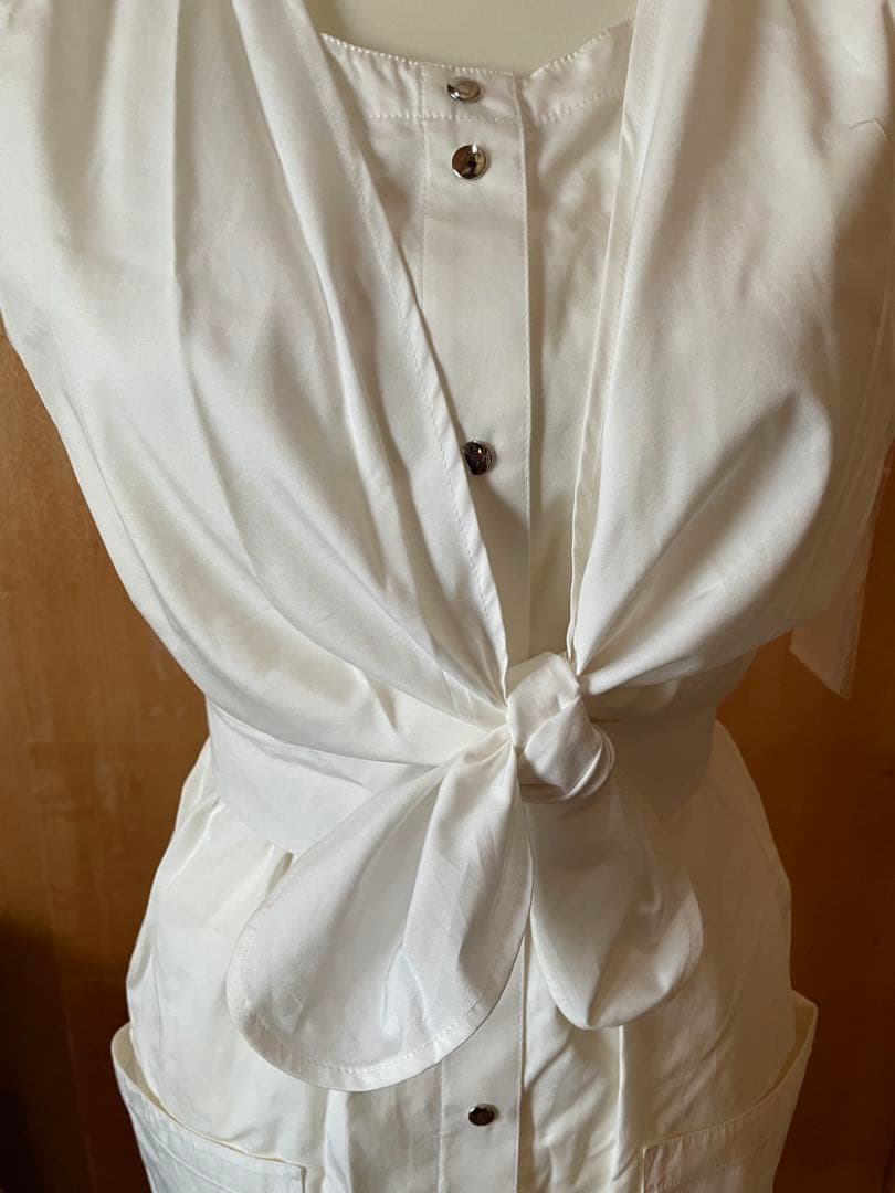 ティエリーミュグレー ワンピース 新品未使用