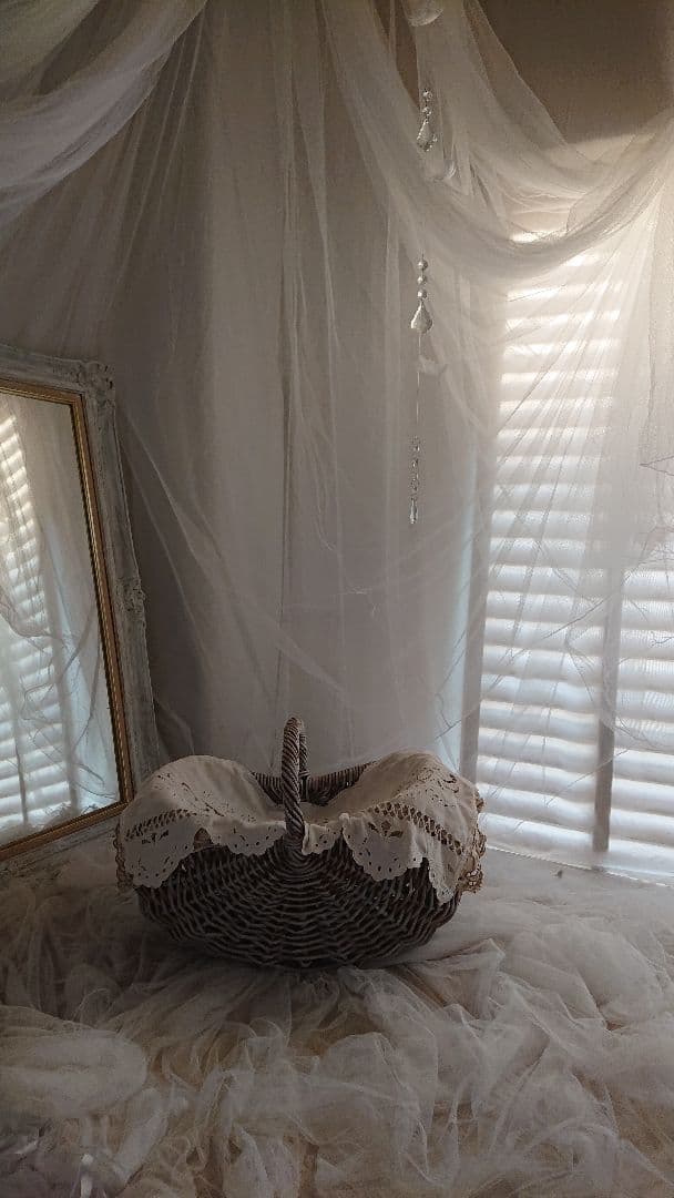 アンティーククロス ２枚付きの Koboバスケット シャビー