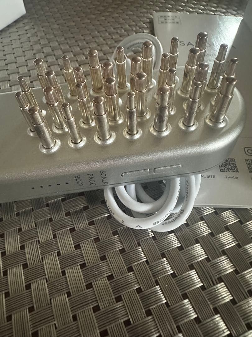 SALONIA EMS リフトアップブラシ　サロニア