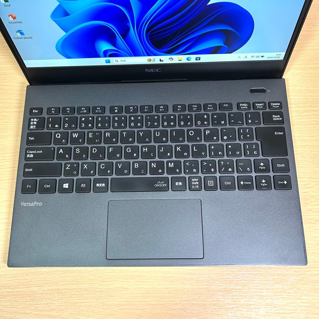 NEC VersaPro VKV18/G-9 i7 16GB 256GB 軽量