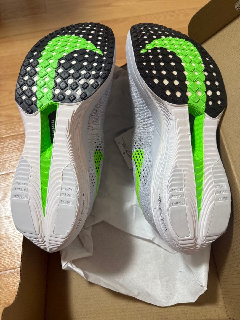 新品未使用　ヴェイパーフライ3 27cm