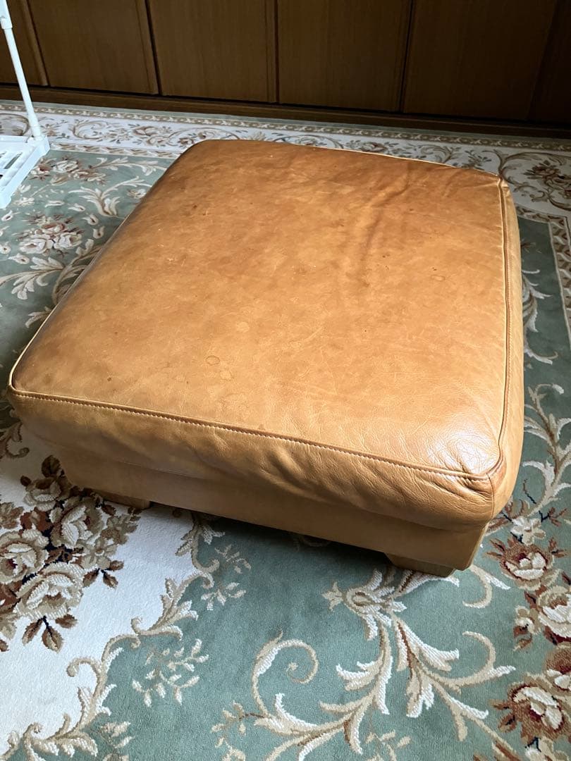 ACME Funiture FRESNO オットマン