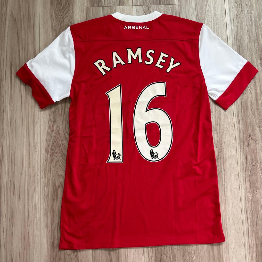 ✨コレクション品✨Arsenal NIKE Ramseyラムジー　ユニホーム