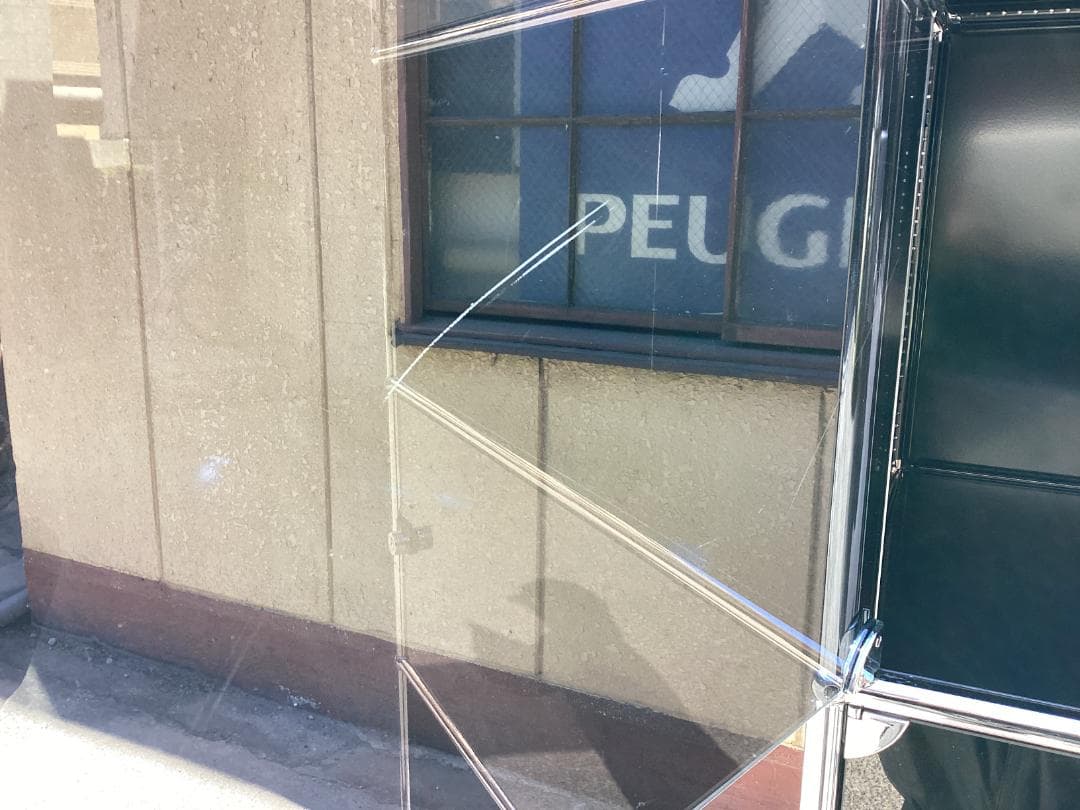 鍵付き　USMハラー キャビネット 1列5段　ブラック系　ガラス　引き出し