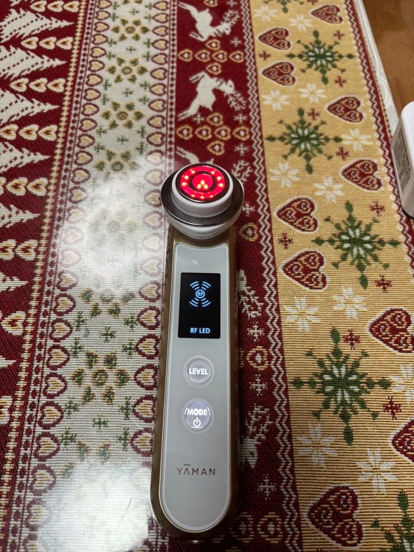 YA-MAN美顔器 充電器付き　40周年限定モデルHRFー10TN