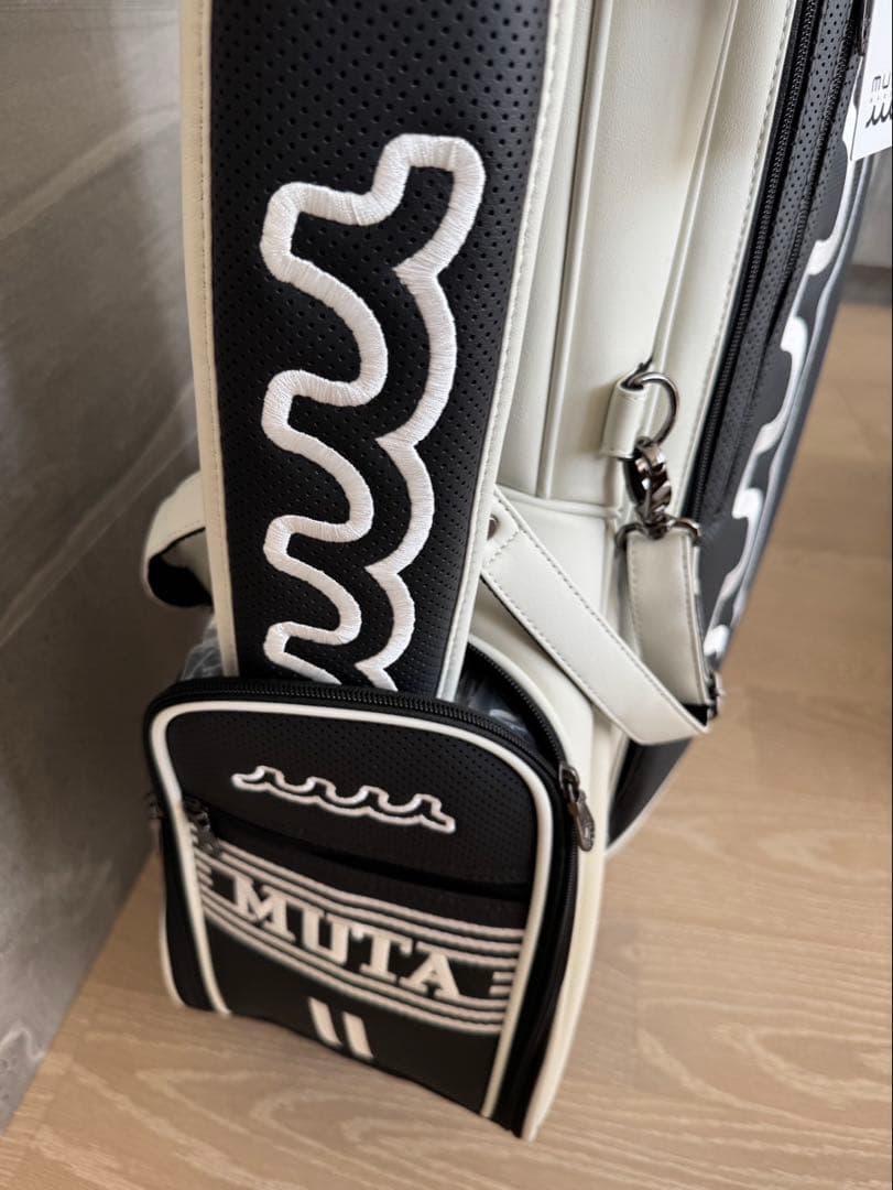 Mrs.kaz　ムータ　キャディバック　シロ系　2025年モデル