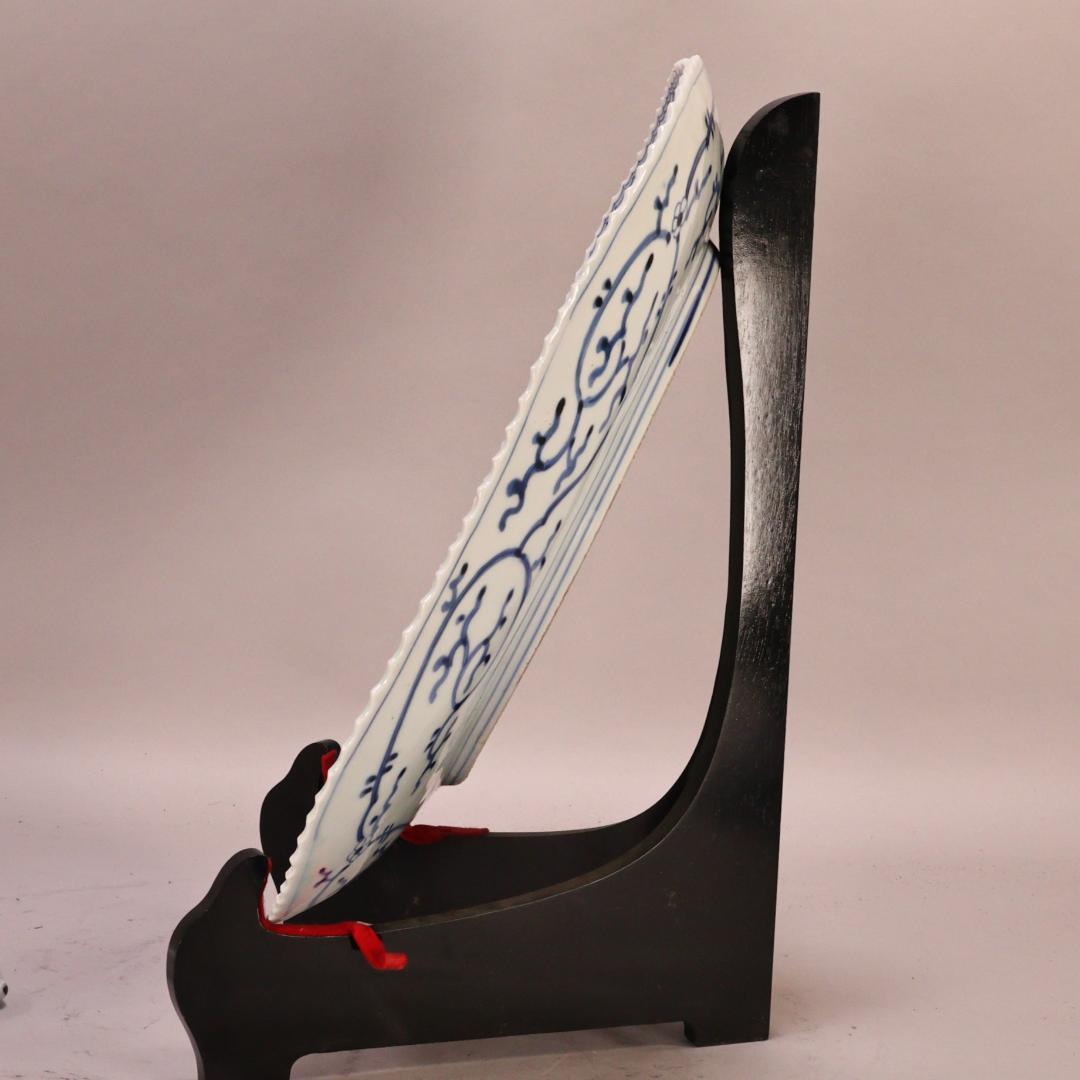 BK304　江戸期　肥前焼　古伊万里　大明成化年製　牡丹鳳凰角切刺身鉢　37㎝