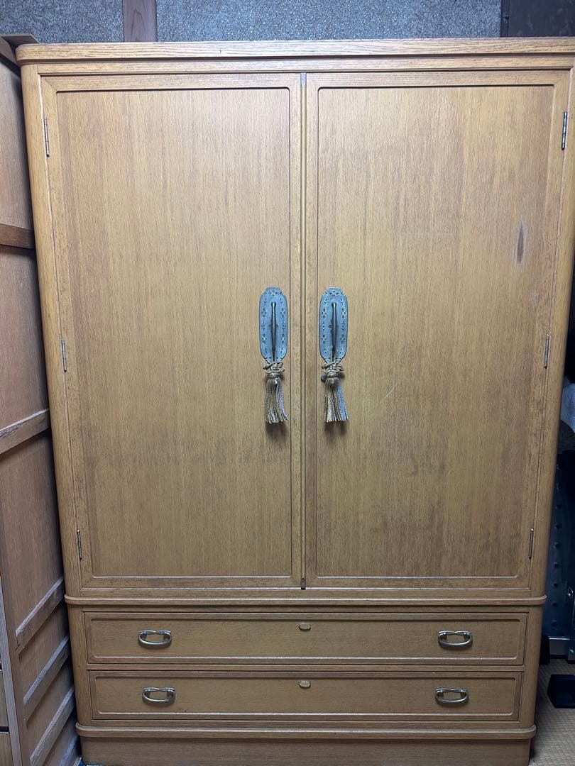 桐タンス 洋服ダンス　2引き出し 鍵付き