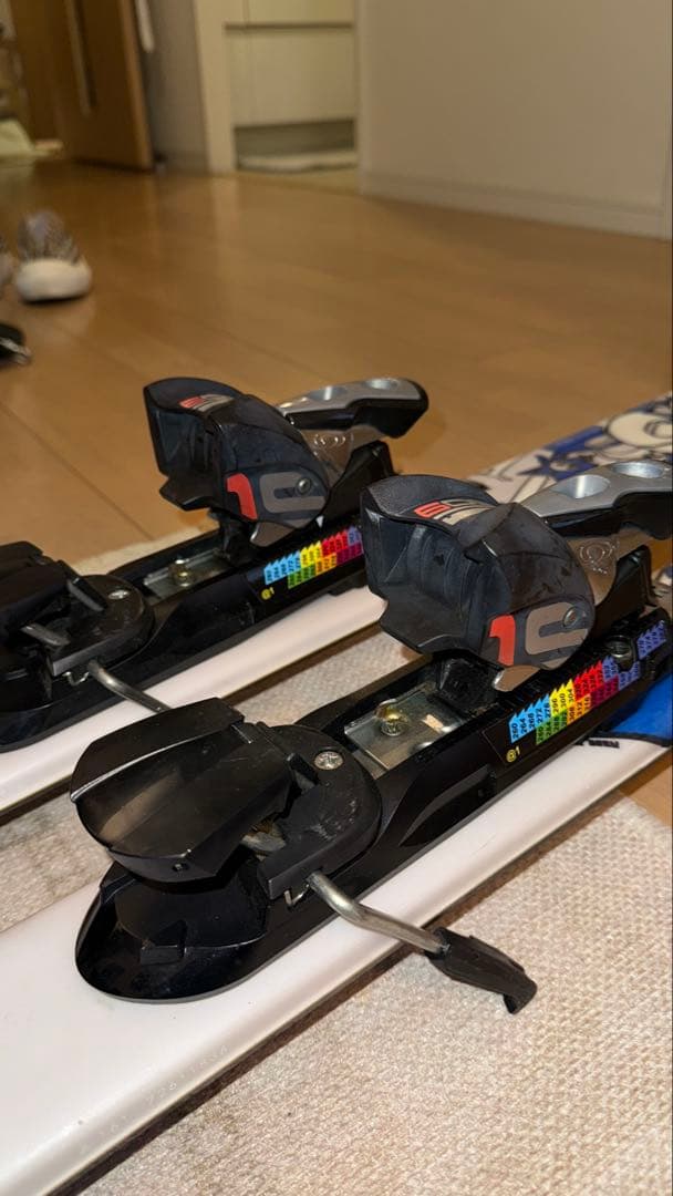 スキー Salomon flyer 61 + salomon 609