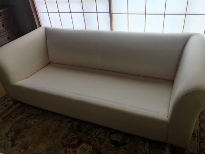 コンランショップ　ソファ　裏に傷あり