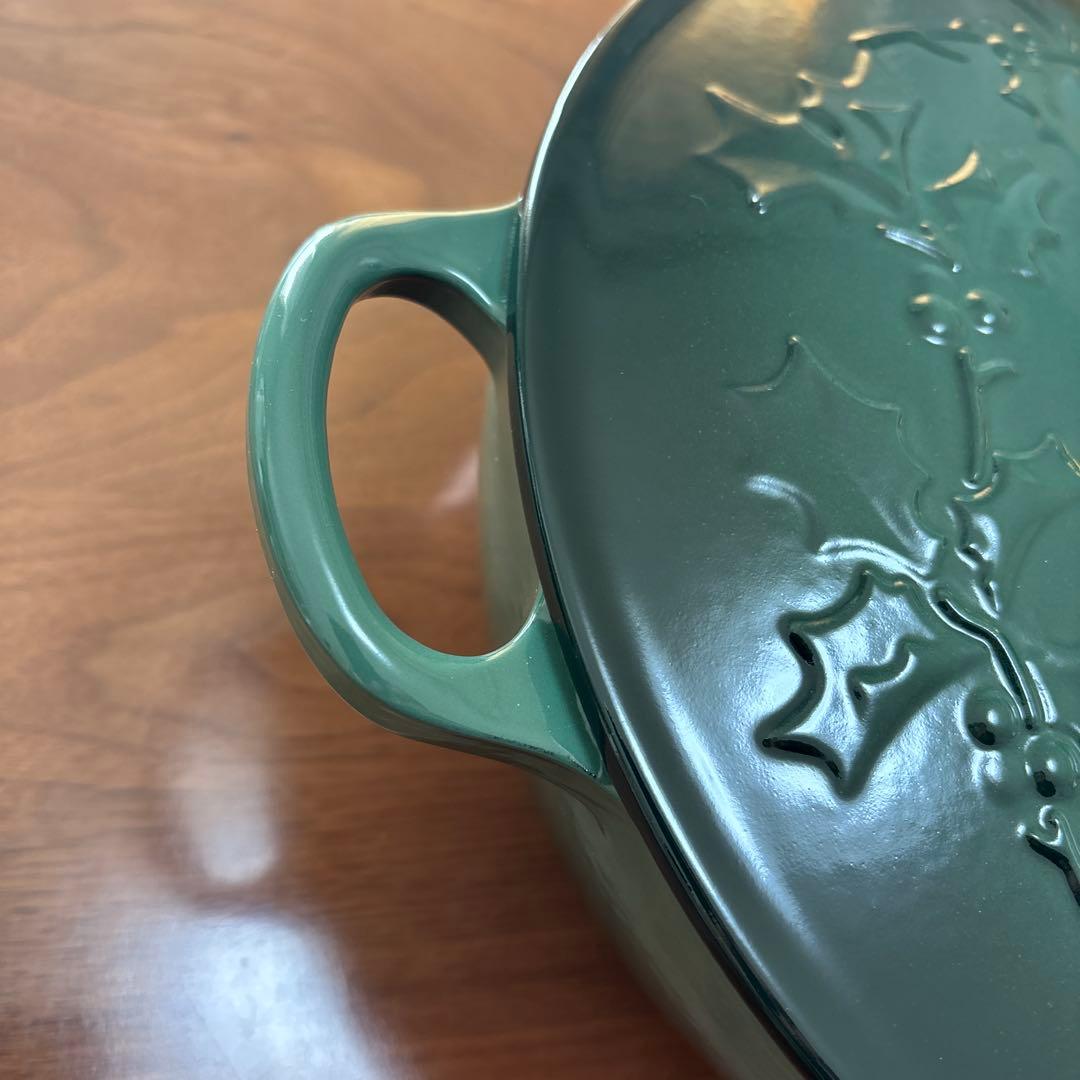 ル・クルーゼ　マルミット　26cm ホーリーレリーフ