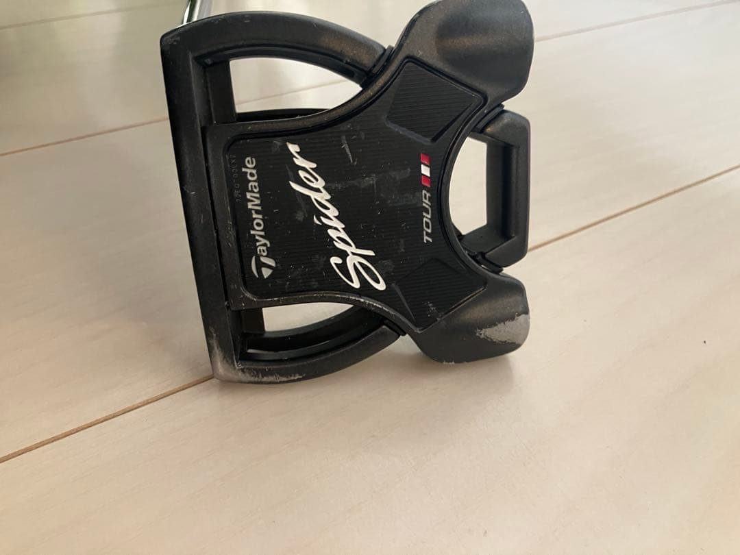 テーラーメイドスパイダーツアーブラック　パター