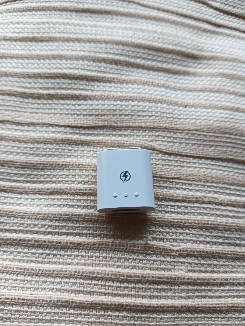 LG G8 ThinQ デュアルスクリーン付き